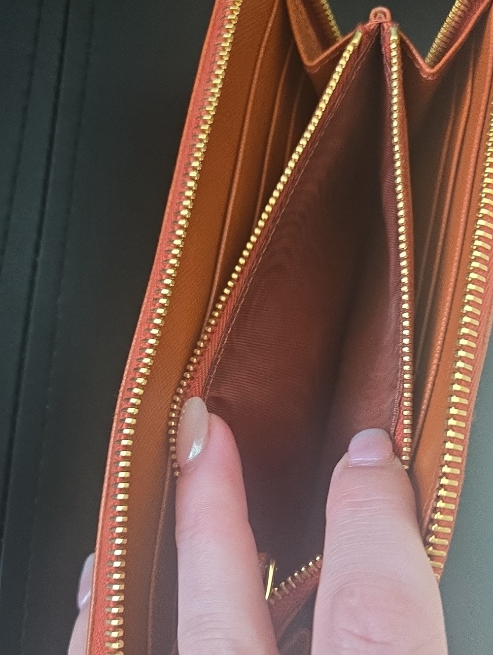 PRADA wallet - Picture 7 of 8